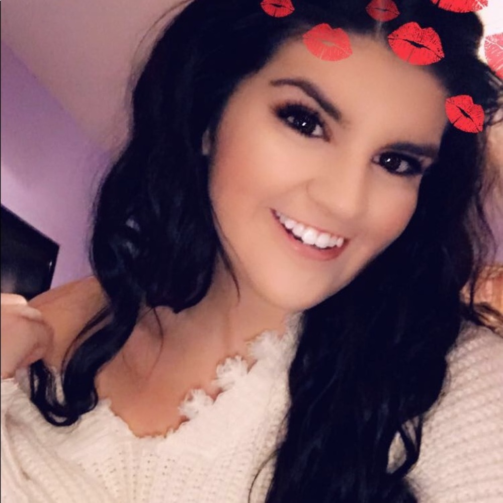 Meet your Posher, Tiffany